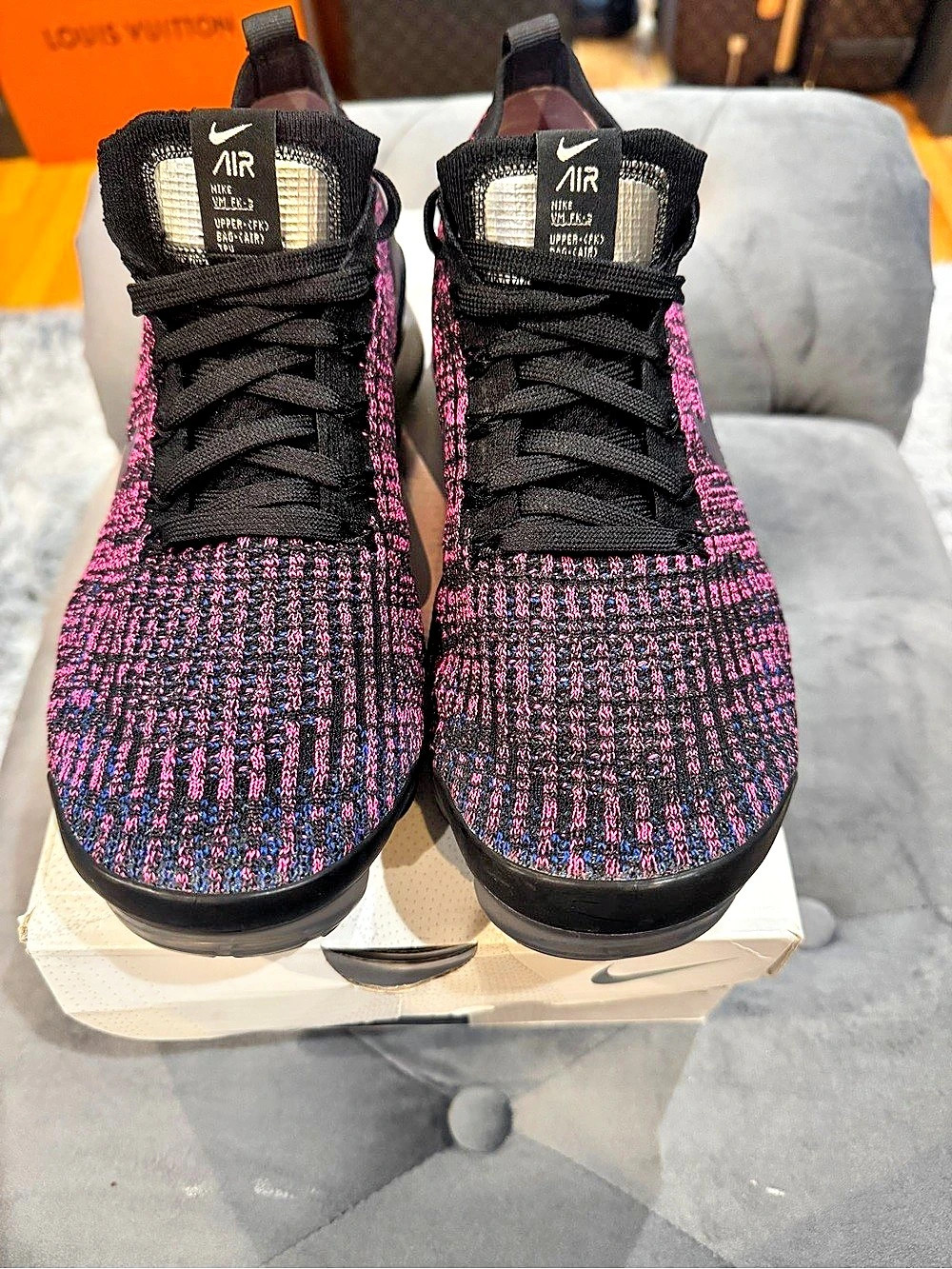 Nike Air VaporMax Flyknit 3 Flyknit Sneakers Black & Pink US 9